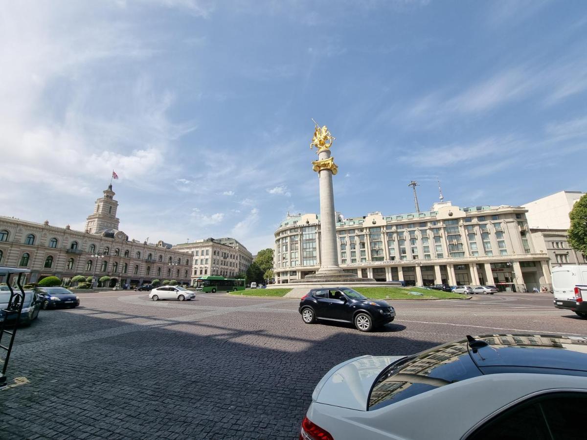 הוילה Old Tbilisi Freedom Square, Tbilisi Площадь Свободы מראה חיצוני תמונה